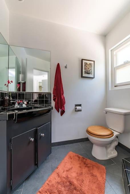 Stunning Hollywood Midcentury Modern-views-best Location! Vakantiehuis *