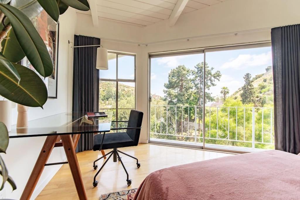 Stunning Hollywood Midcentury Modern-views-best Location! Vakantiehuis